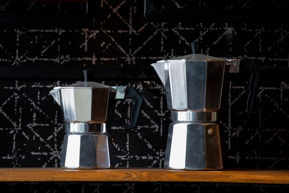 Moka pot sem amargor: ajustes que mudaram meu café no fogão